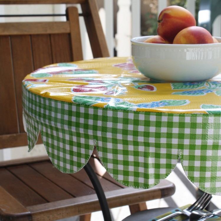 Sy med oljeduk matbord-rund-bordsduk-vattentät-rutiga persikor