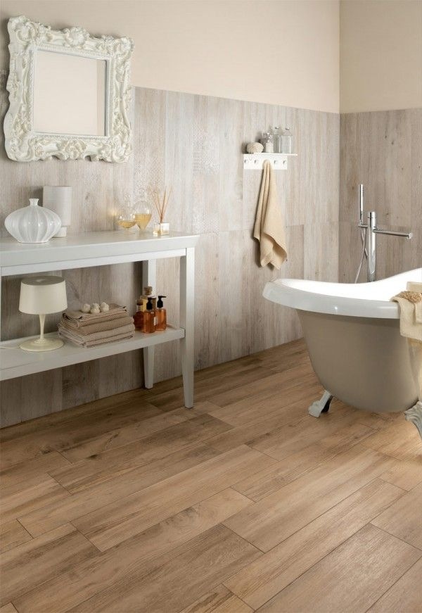 Golvbeläggningar i badrummet-träparkett-högkvalitativt fristående badkar