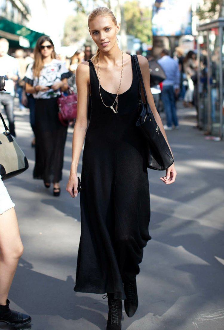 tips-outfit-svart-klänning-idé-casual-eleganta-stövlar