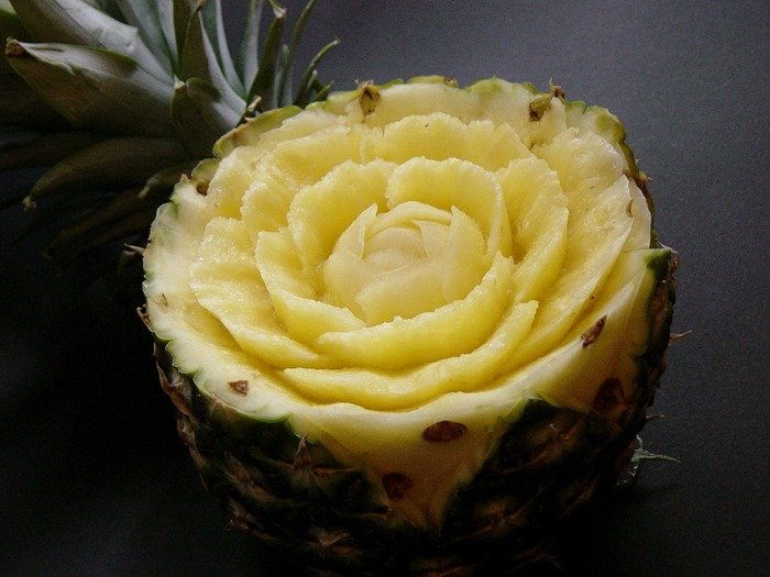 Fruktsnidning nybörjare ananas blomma idé