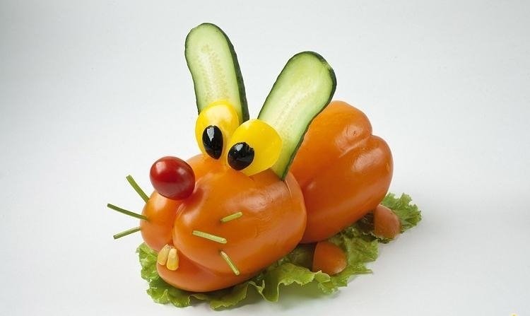 grönsaksniderier-figurer-kanin-hund-paprika