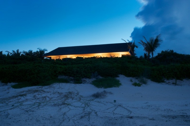 strandstil hus nattbelysning strand exotisk atmosfär