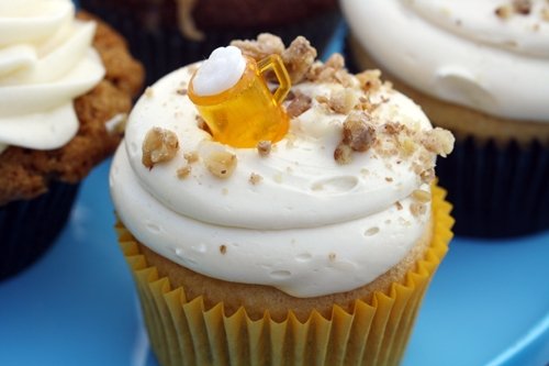Oktoberfest festidéer dekoration öl cupcake