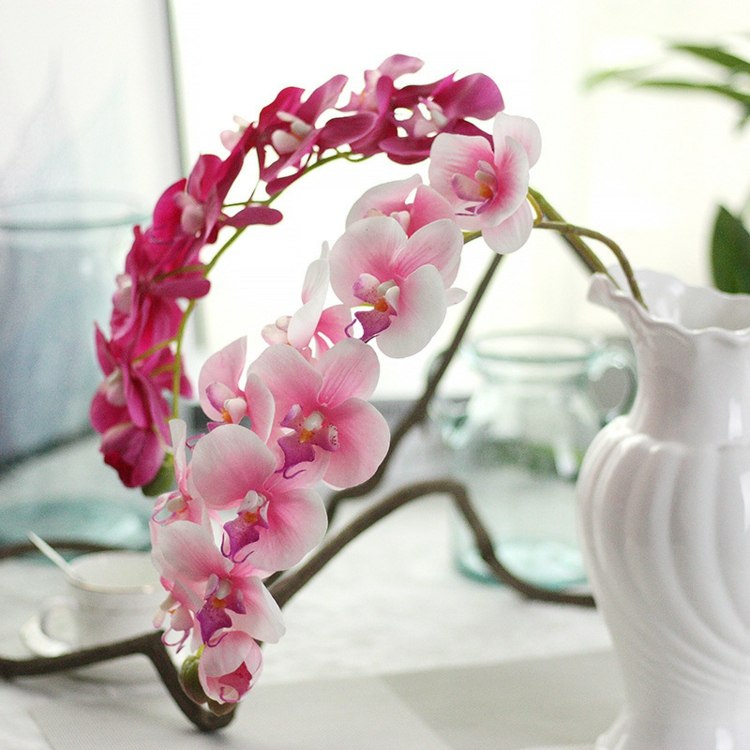 orkidéer bordsdekoration vas-keramik-vita-kvistar-rosa-fuchsia-blommor-kaffekopp