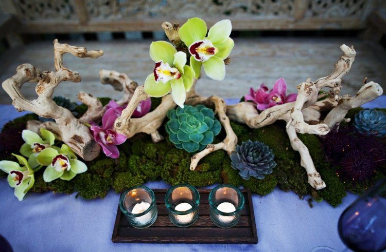 orkidé-bord-dekoration-rustikt-drivved-värmeljus-hållare-mossa-fuchsia-grönt-trä-glas