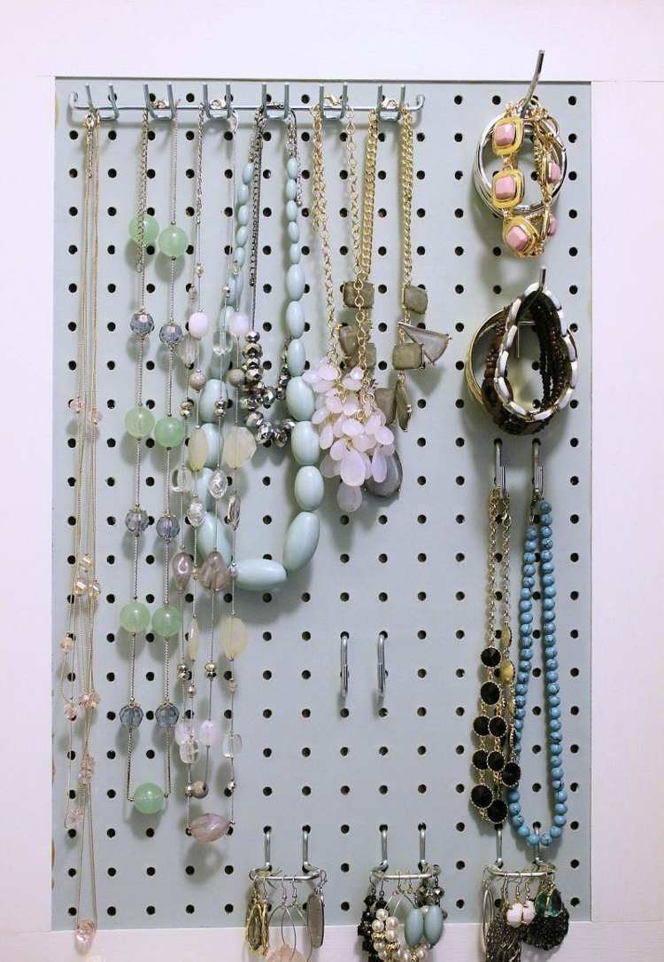 Beställ-garderob-smycken förvaring-smycken-stativ-väggmonterbara-kedjor-armband-örhängen