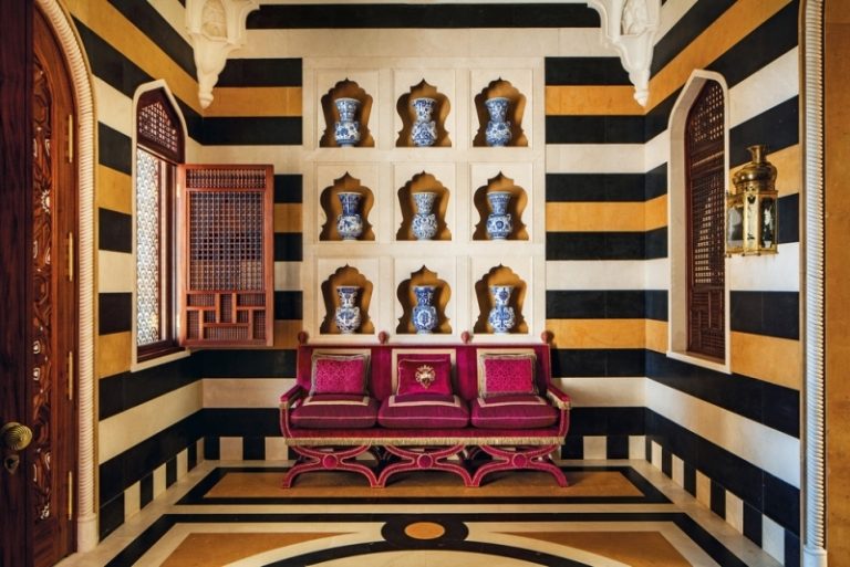 Orientalisk-dekoration-hall-design-vaser-idéer