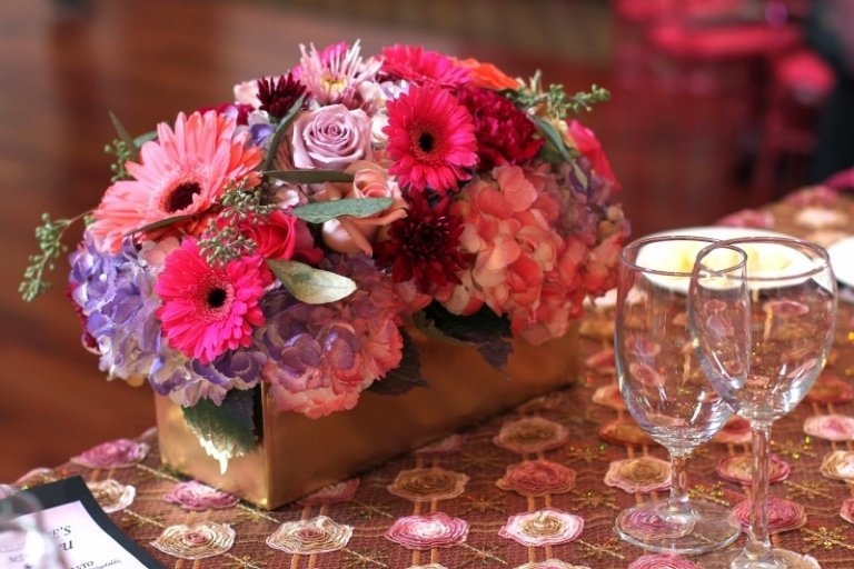 Orientalisk dekoration blomsterlåda bordsduk idéer