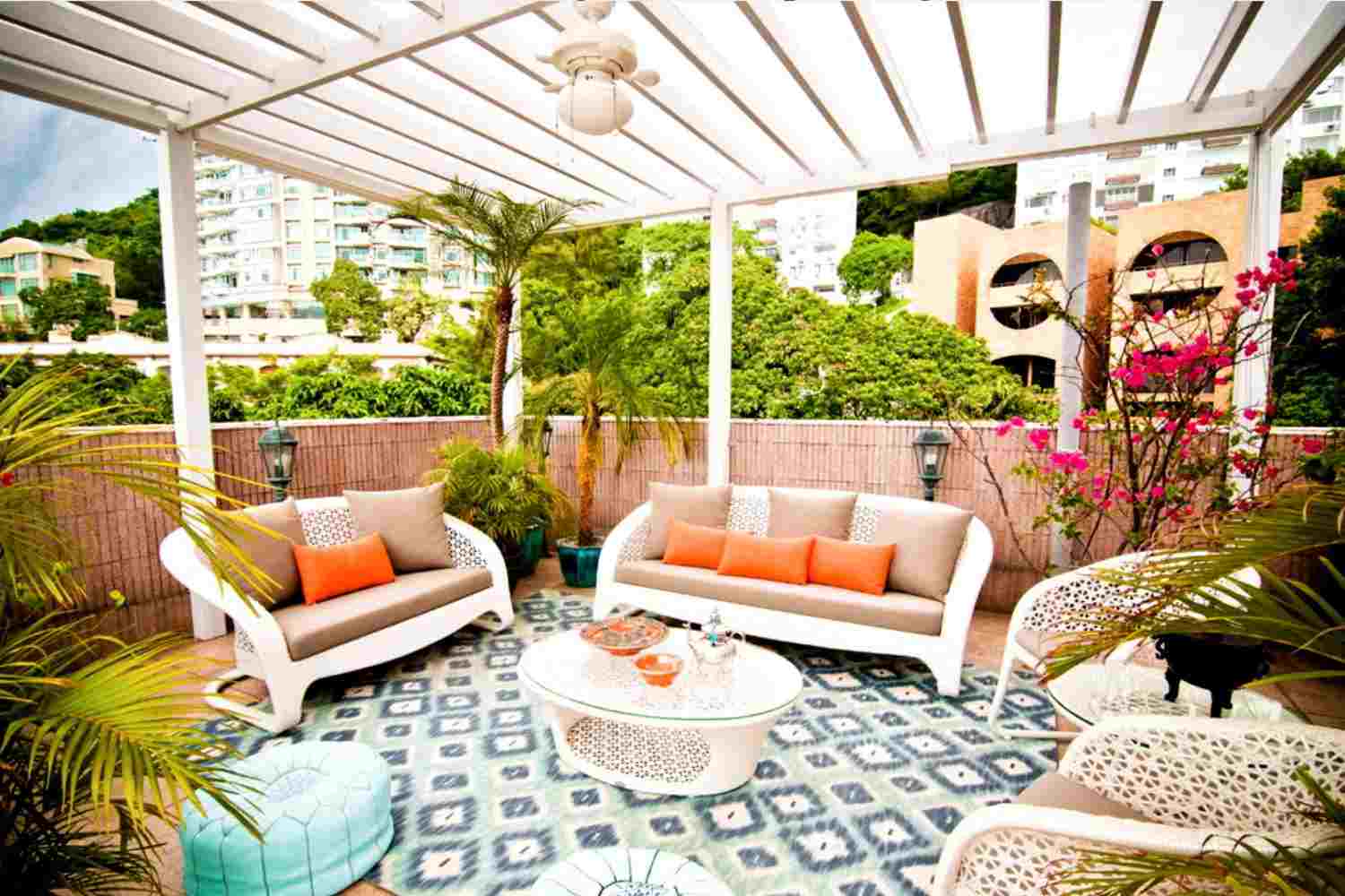 Idéer för marockansk matta, stora orientaliska balkonger, terrassmöbler, levande trender