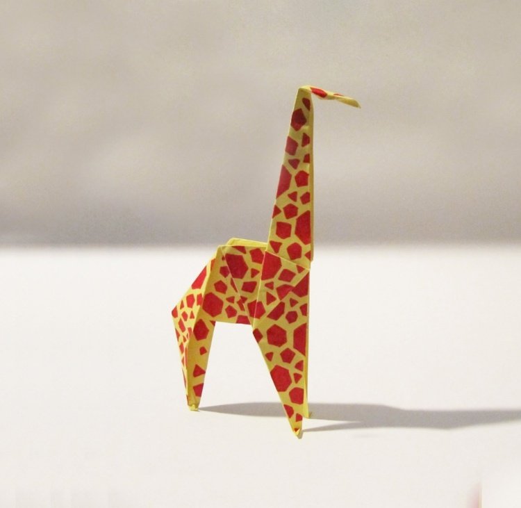 origami djur pyssla giraff fläckar spela video