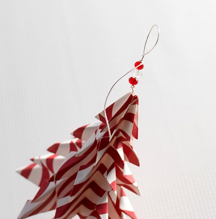 origami-jul-viknings-instruktioner-gran-papper-röd-vit
