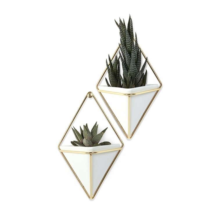 Blomkrukor-hängande-pyramid-form-tråd-metall-accenter-dekoration-umber