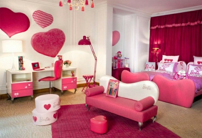 Väggdekoration för barnkammare Barbie rosa hjärtan söt
