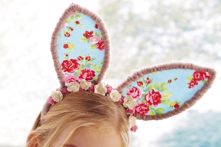 Påsk-dekorationer-pyssel-med-barn-lapptäcke-kanin-öron