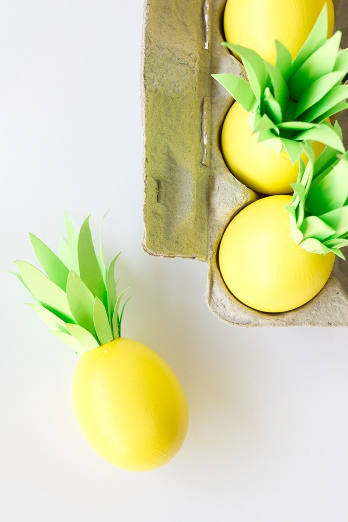 påskägg-dekorera-ananas-gul-utblåsta-ägg