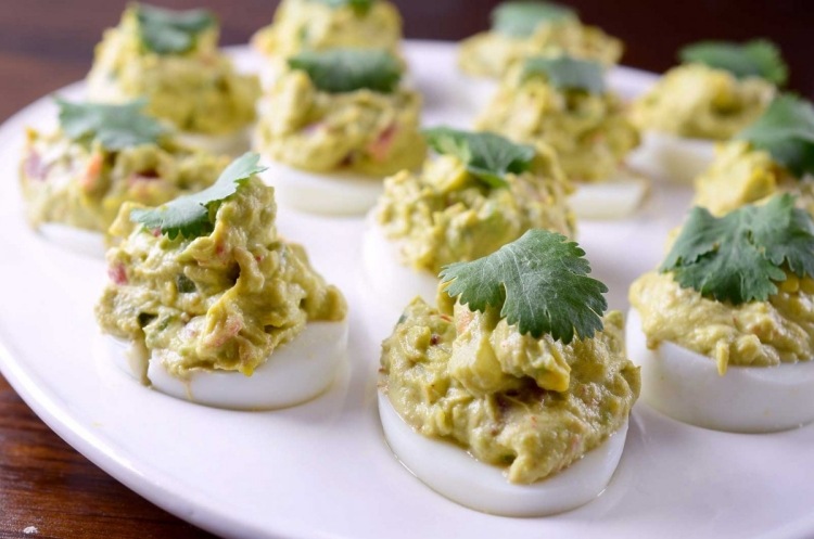 Använd påskägg recept guacamole dip