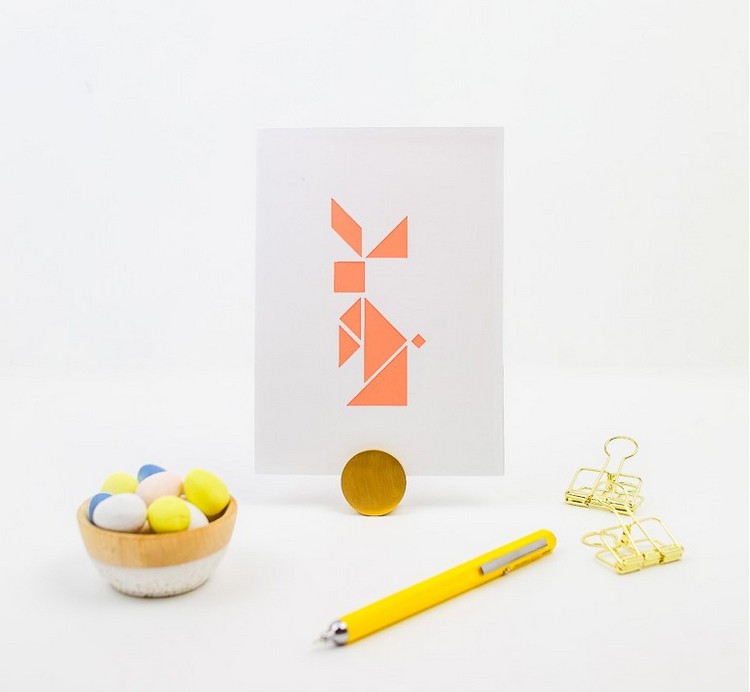 Påskkort skapar idéer för vuxna med en kanin i origami -form