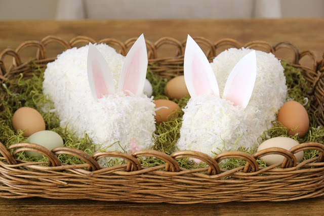 Påsktårta recept kaninform uttorkad kokos, äggkorg