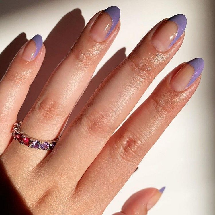Pastell franska naglar spik trend påsk naglar bilder
