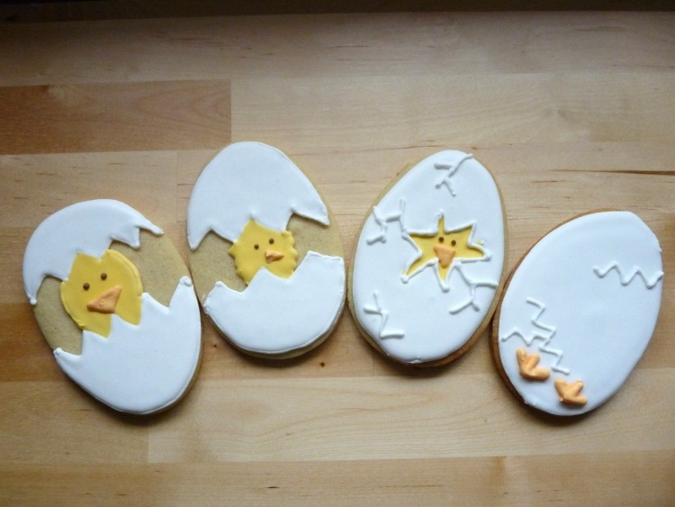 Påsk plats-dekorera-keske-ägg-form-kyckling-ägg