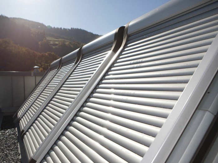 takfönster persienner yttertak vit metall pvc