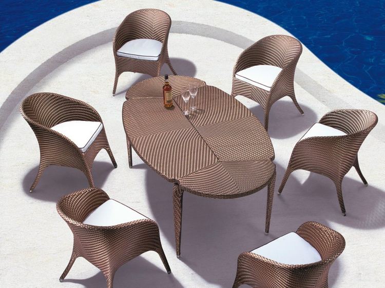utomhus-bord-trädgård-bord-design-rotting-brun-plast-symi