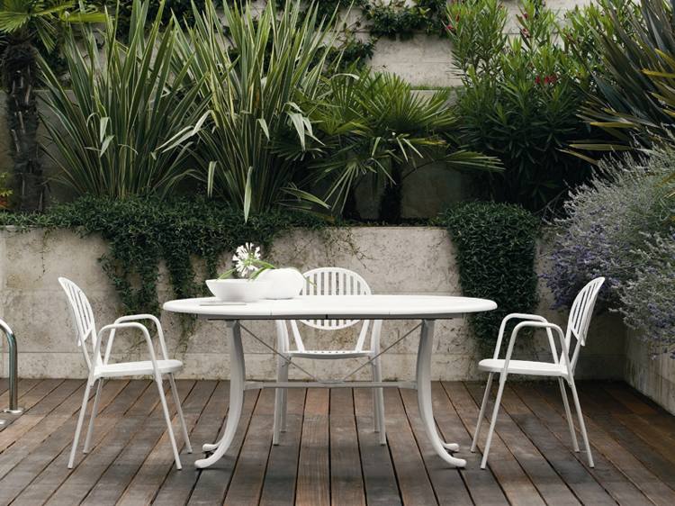 utomhus-bord-trädgård-bord-design-oval-vit-olympia