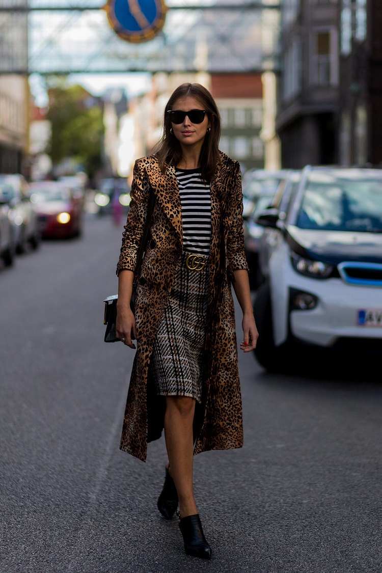 Kombinera outfits med leopardmönstrad blus med rutmönster