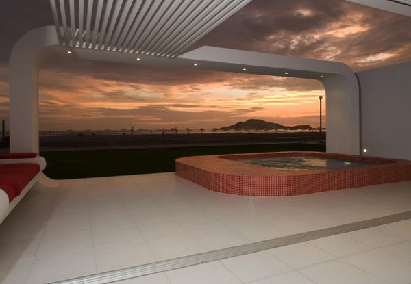 en minimalistisk fastighet - intressant arkitektur med en pool