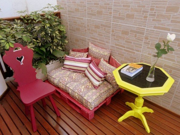 Bygg din egen pallmöbel sittplatser hörn balkong soffa