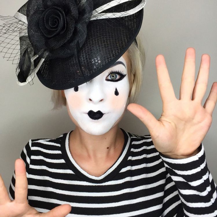 damer pantomime make up ansiktsmålning karneval kostym