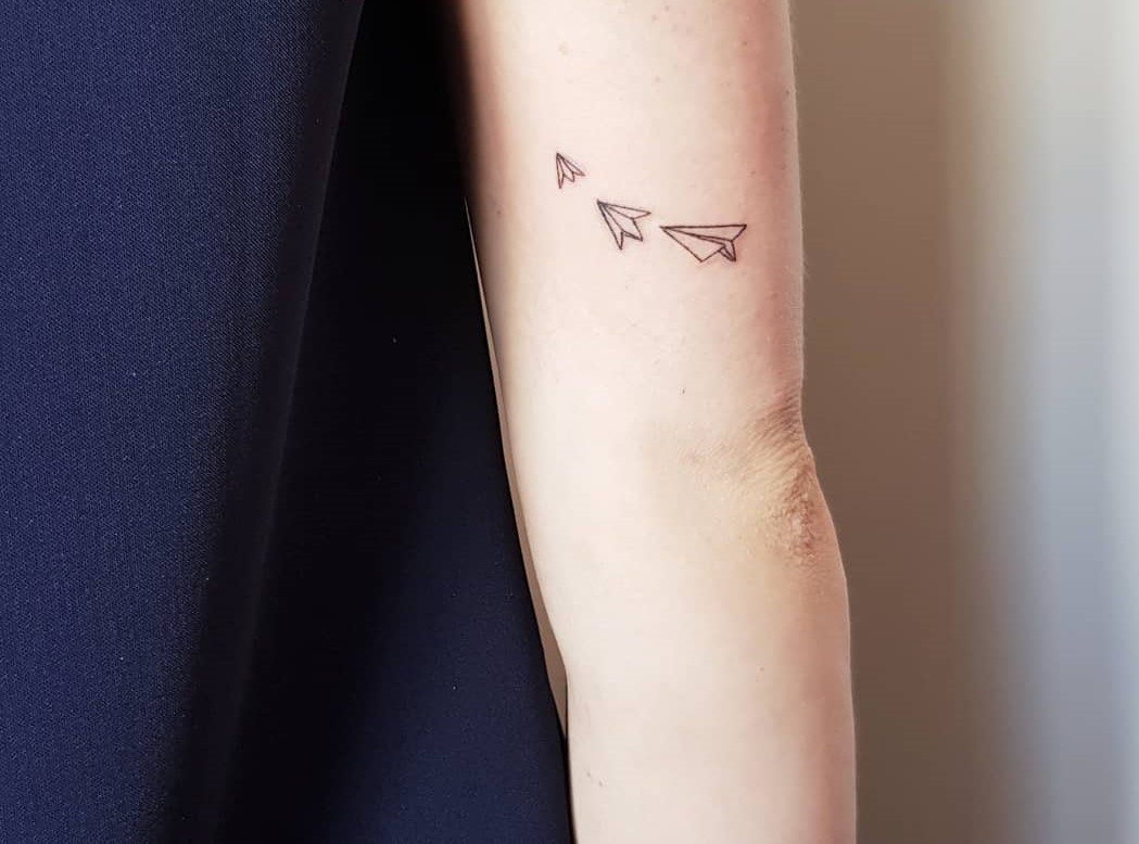 Paper Airplane Tattoo Motiv Betydelse Small