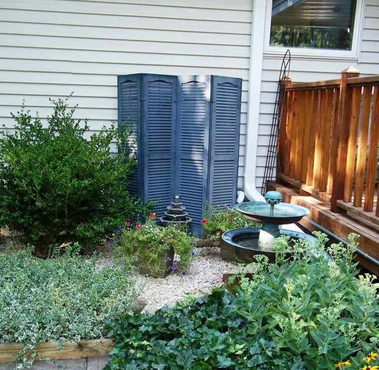 Paravent-trädgård-gör-det-själv-gamla-fönsterluckor-använd-upcycling-diy