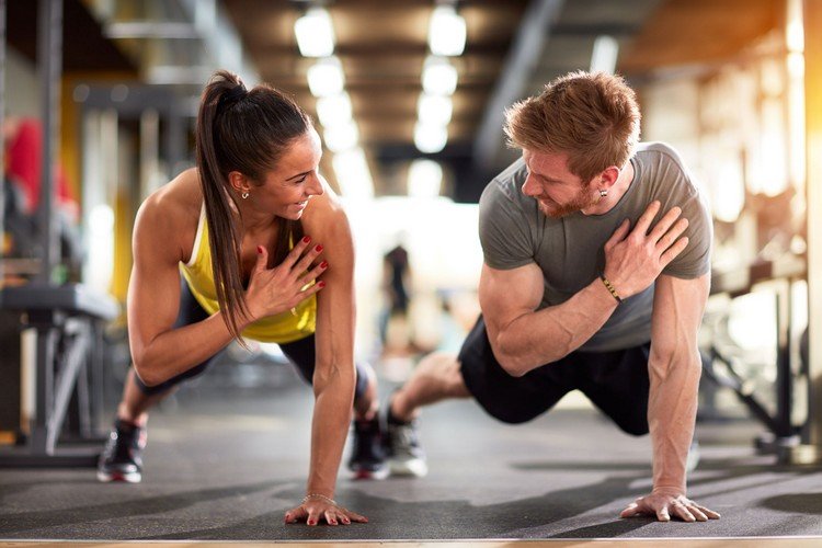 Träning för två fördelar partner träning övningar för hemma