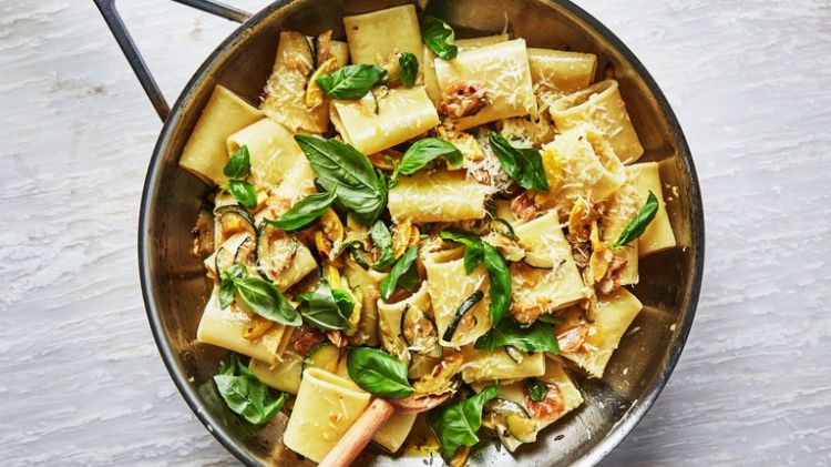 pastasåser recept vegetariskt med kött förbereda läckra receptidéer italienska pastarätter sommarpumpapumpa