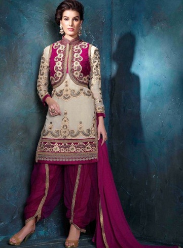 Kerma ja vaaleanpunainen Patiala Salwar -puku