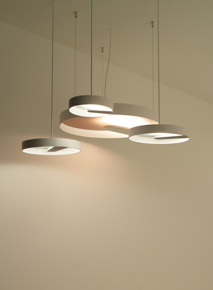 Oval-hängande-lampor-för-matsal-LED-hängande-lampa-LIPPS-Trizo21