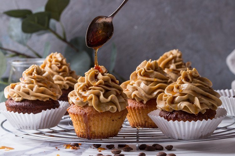Kaffe smörkräm på muffins