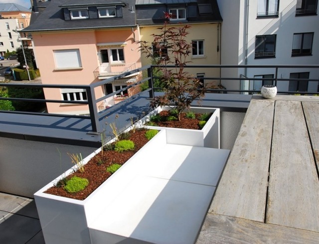 Plantering av fibercement balkong urban trädgårdsskötsel rektangulär