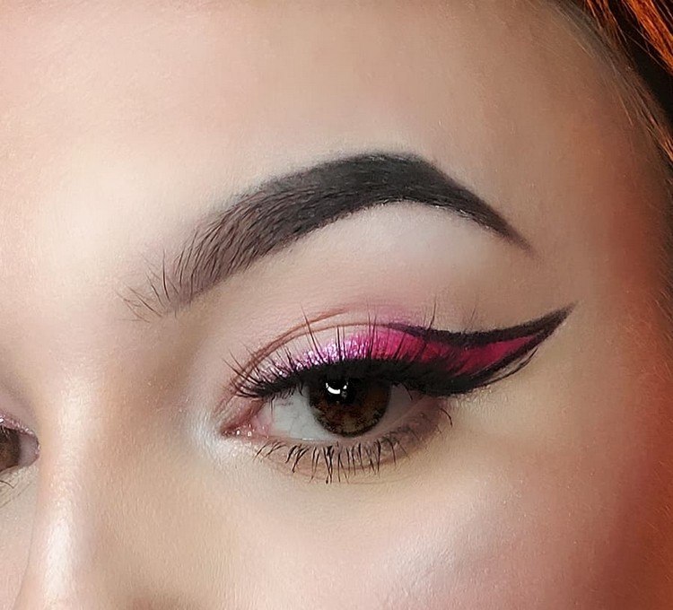 Makeup Trends 2021 Pink Eyeliner Makeup Tips