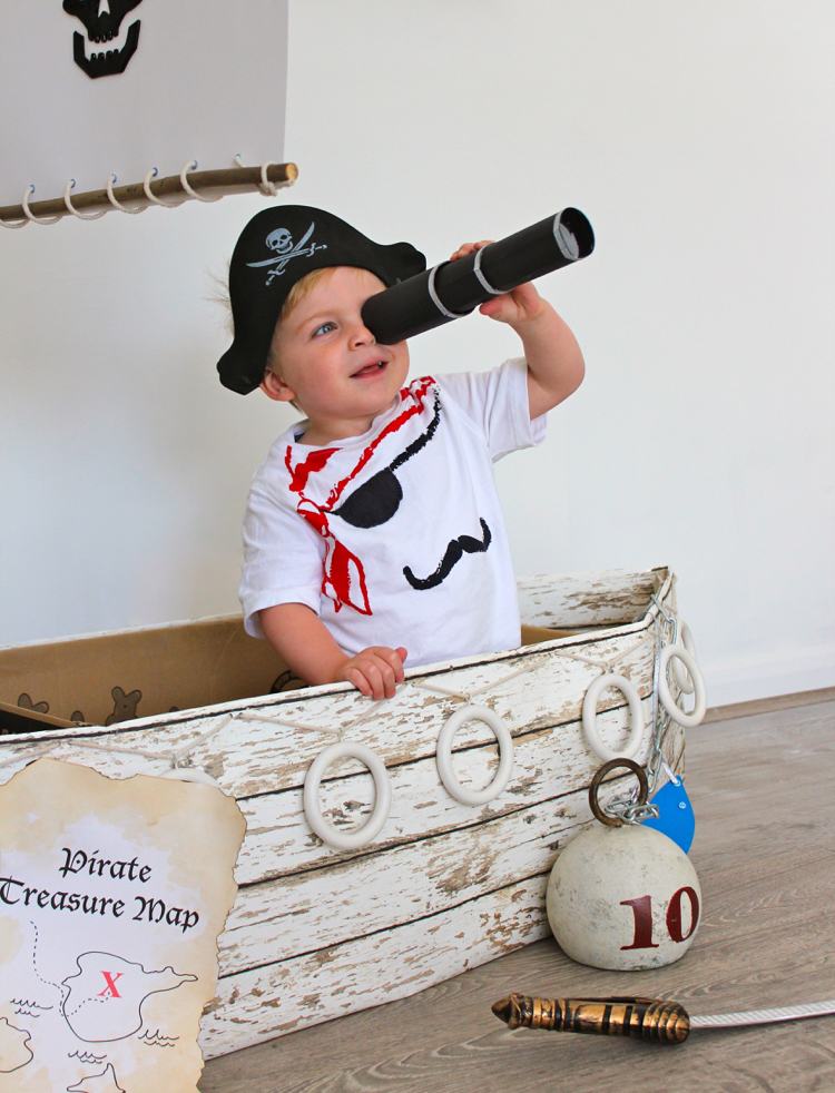 pirat-smink-karneval-liten-pojke-tillbehör-kostym