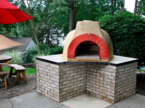 pizza-ugn-bygg-själv-kupol-ugn utomhus kök