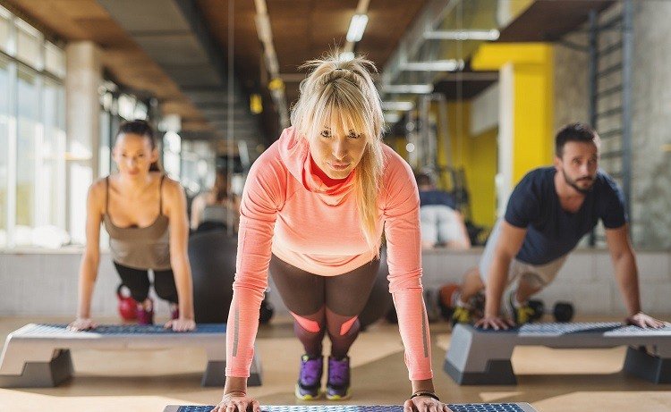 Plank Challenge 30 dagars fitness hemma utan vikter