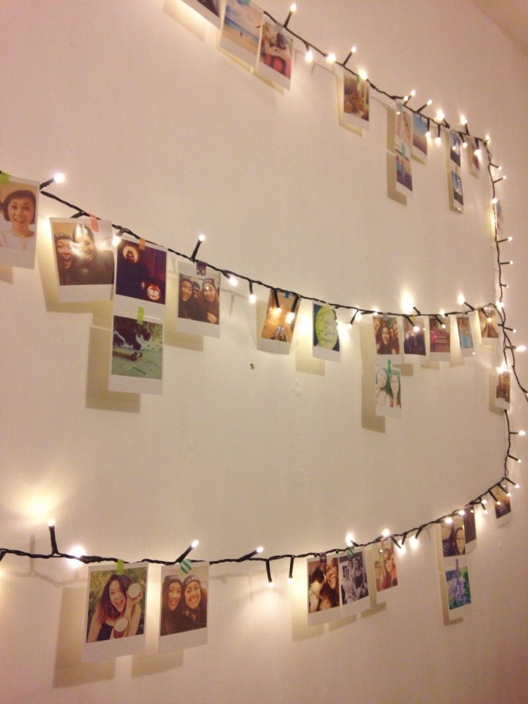 polaroid-foton-dekoration-belysning-fairy lights-hängande-bilder-making