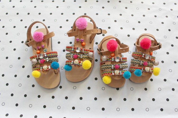 pom-pom-skor-sommar-trend-mini-me-mode-sandaler
