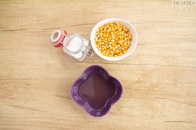 Gör popcorn själv Ingredienser puffer majssalt solrosolja