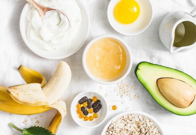 DIY proteinhårbehandling för lockigt hår