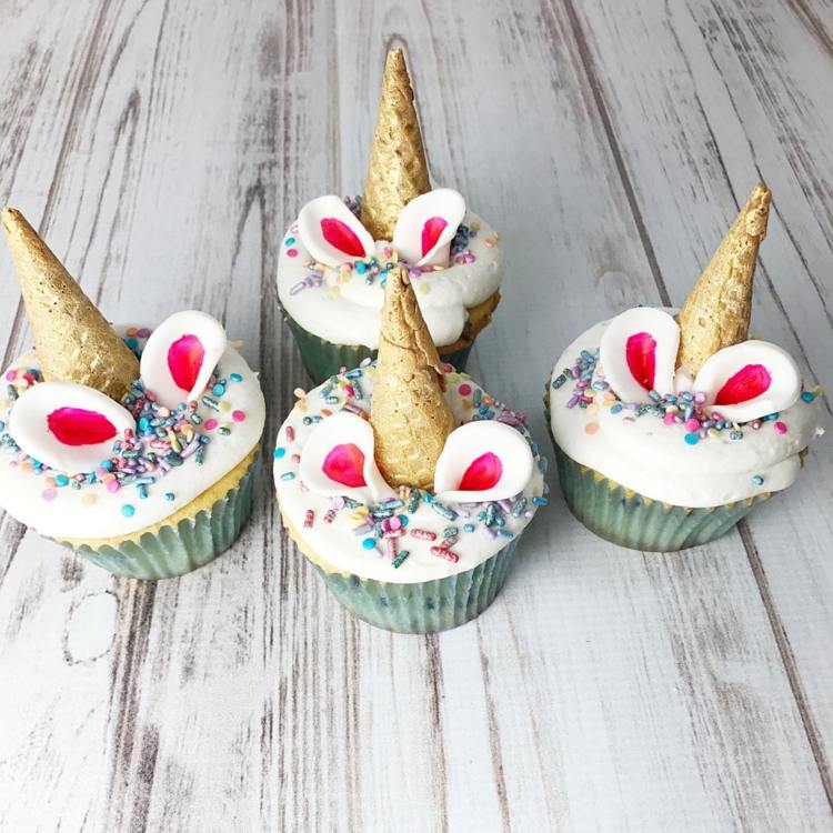 Unicorn cupcakes våfflor dekorerar öron