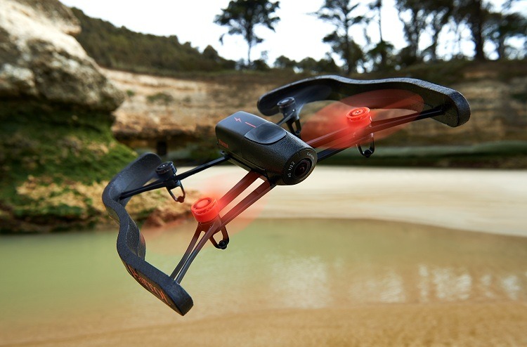 Quadcopter -kamera tar högupplösta bilder