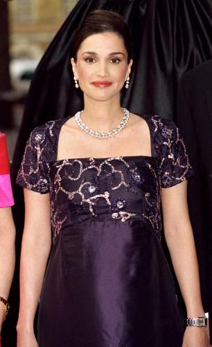 Συμβουλές ομορφιάς Queen Rania Dressing Sense